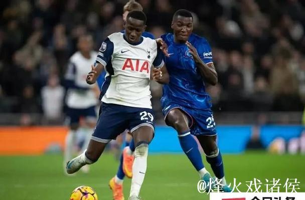 天空记者：蓝军夏窗不太可能买门将，桑切斯和约恩森竞争一门