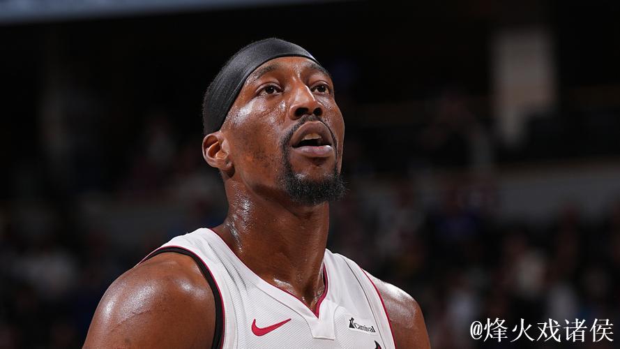 阿德巴约：我担心的是防守端的表现，全队必须做到步调一致